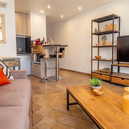 Très jolie studio au pied du Suquet Cannes Esterno foto